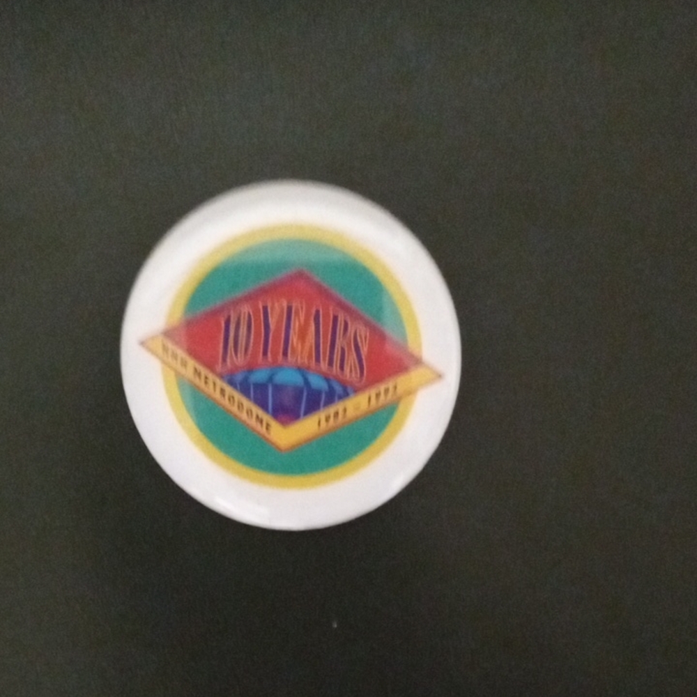 MLB Round Pin Button with White, yellow, green, red, blue Accents